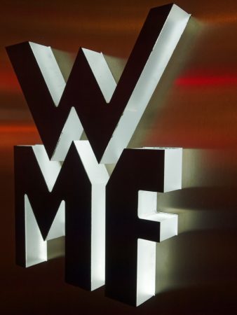 WMF Logo indirekt beleuchtet in 3D